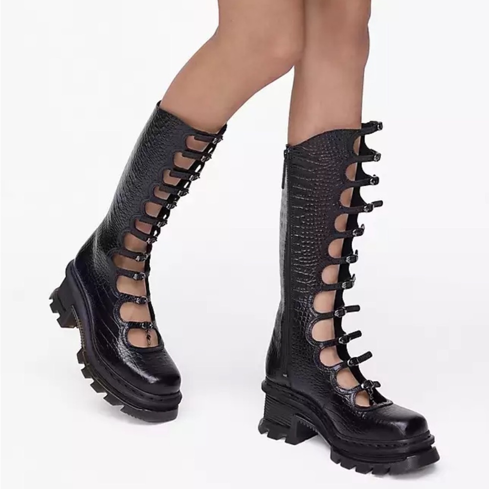 Stylish Black Lace-Up Boots